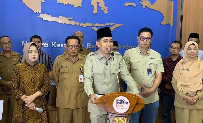 Gus Fawait Minta Penerima Beasiswa untuk Membangun Jember Gus Fawait Minta Penerima Beasiswa untuk Membangun Jember
