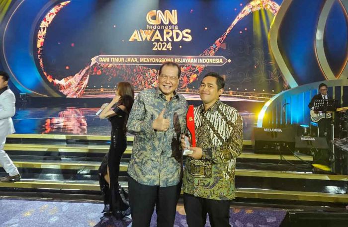 Cetuskan Program Jaksa Peduli Tanah Wakaf, Kajari Kabupaten Probolinggo Raih Penghargaan Cetuskan Program Jaksa Peduli Tanah Wakaf, Kajari Kabupaten Probolinggo Raih Penghargaan