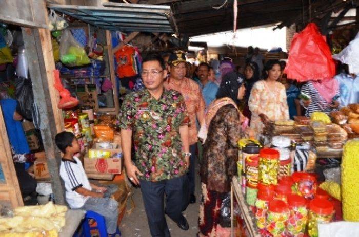 Bupati Sidak Pasar Tradisonal, Harga Normal