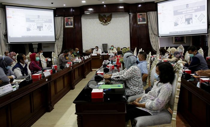 Cegah Lonjakan Kasus Covid-19, Pemkot Surabaya Intensifkan Pengawasan Malam Tahun Baru Cegah Lonjakan Kasus Covid-19, Pemkot Surabaya Intensifkan Pengawasan Malam Tahun Baru