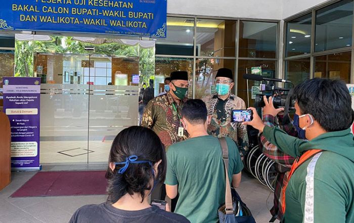 Rampung Jalani Tes Kesehatan, BHS-Taufiq Ajak Warga Patuhi Protokol Kesehatan Rampung Jalani Tes Kesehatan, BHS-Taufiq Ajak Warga Patuhi Protokol Kesehatan