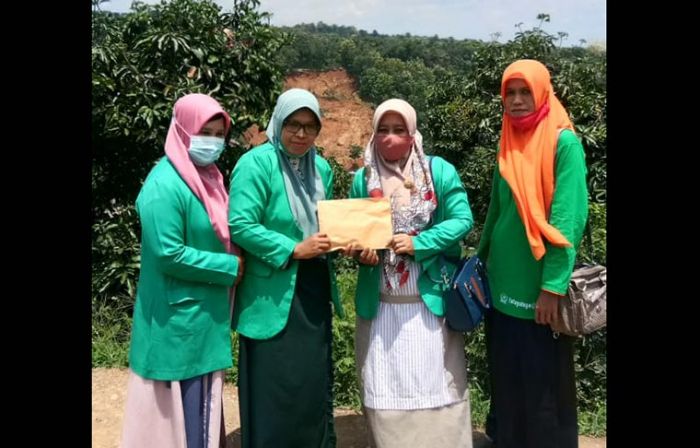 Peduli Korban Longsor di Nganjuk, Fatayat NU Ngawi Salurkan Bantuan Peduli Korban Longsor di Nganjuk, Fatayat NU Ngawi Salurkan Bantuan