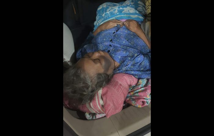 Ibu Aminah Akhirnya Meninggal Setelah Ditolak Beberapa RS karena Penuh dan Tidak Ada Oksigen Ibu Aminah Akhirnya Meninggal Setelah Ditolak Beberapa RS karena Penuh dan Tidak Ada Oksigen
