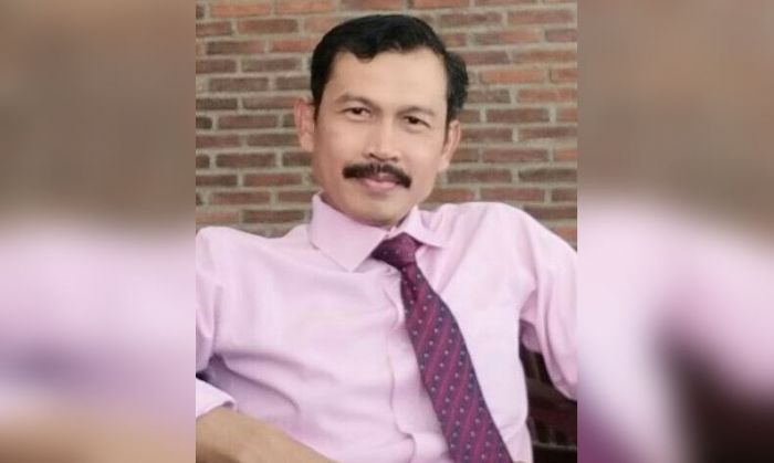 Fajar Sarankan Kejaksaan Segera Jemput Paksa Sekda Gresik Fajar Sarankan Kejaksaan Segera Jemput Paksa Sekda Gresik