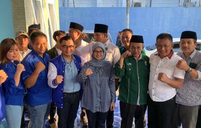 Perebutan Rekom Parpol di Pilkada Blitar, Bupati Rini Nyatakan Kesiapan Jadi Petahana Perebutan Rekom Parpol di Pilkada Blitar, Bupati Rini Nyatakan Kesiapan Jadi Petahana