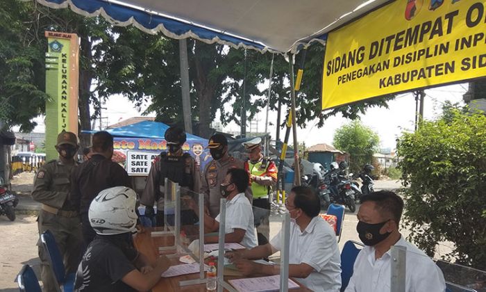 8 Hari Operasi Yusitisi, Wakapolresta Sidoarjo: Kesadaran Warga Akan Protkes Semakin Meningkat 8 Hari Operasi Yusitisi, Wakapolresta Sidoarjo: Kesadaran Warga Akan Protkes Semakin Meningkat