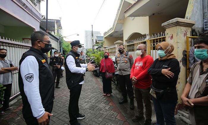 Wali Kota Eri Waspadai Penyebaran Covid-19 di Klaster Keluarga dalam Perkampungan Wali Kota Eri Waspadai Penyebaran Covid-19 di Klaster Keluarga dalam Perkampungan