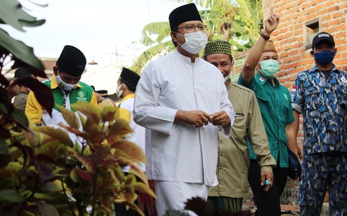 Blusukan di Graha Indah, Gus Ipul Dicurhati Emak-emak Soal Bantuan Biaya Sekolah