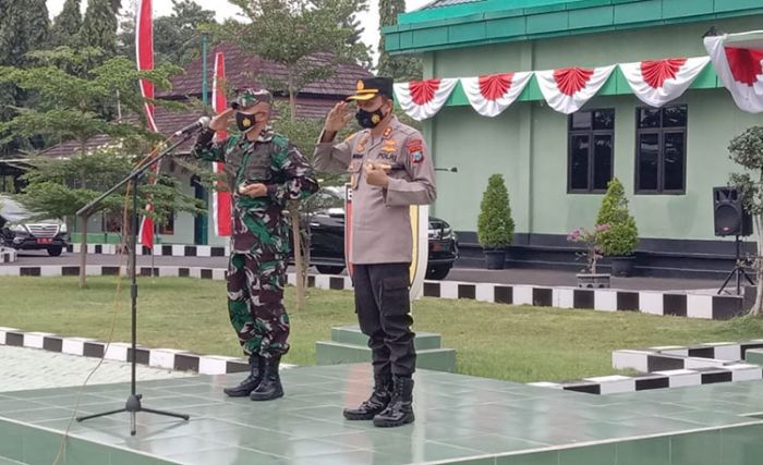 Putus Mata Rantai Sebaran Corona, Satgas Covid-19 Tuban Siap Pindahkan Warga Isoman ke Isoter Putus Mata Rantai Sebaran Corona, Satgas Covid-19 Tuban Siap Pindahkan Warga Isoman ke Isoter