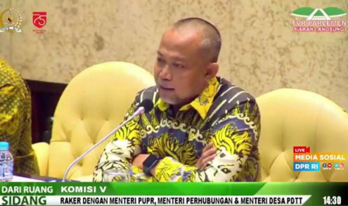 H. Syafiuddin Minta Kemenhub Lakukan Pengawasan Maksimal Terkait Prokes Angkutan Umum Darat H. Syafiuddin Minta Kemenhub Lakukan Pengawasan Maksimal Terkait Prokes Angkutan Umum Darat
