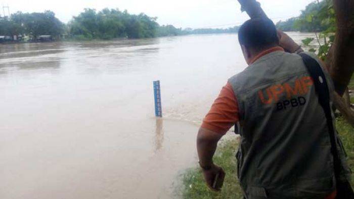 Sungai Bengawan Solo Bakal Dipasang Alat Deteksi Banjir dari Jepang Sungai Bengawan Solo Bakal Dipasang Alat Deteksi Banjir dari Jepang