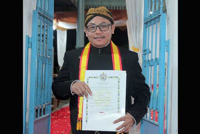 Wawali Kota Malang Terima Gelar Kehormatan dari Keraton Surakarta