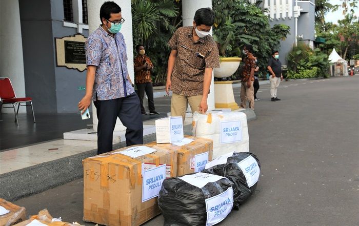 Pemkot Ajak Warga Partisipasi Tangani Covid-19 Melalui Surabaya Peduli Bencana Pemkot Ajak Warga Partisipasi Tangani Covid-19 Melalui Surabaya Peduli Bencana