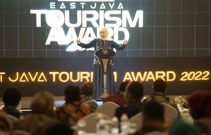 Hadiri EJTA 2022, Gubernur Khofifah: Kekuatan Pariwisata Bagi Ekonomi Jawa Timur Luar Biasa Hadiri EJTA 2022, Gubernur Khofifah: Kekuatan Pariwisata Bagi Ekonomi Jawa Timur Luar Biasa