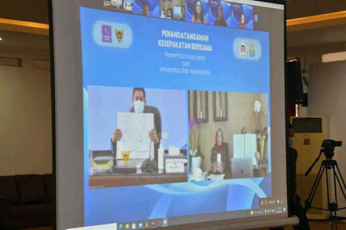 Jadi Magnet Pendidikan, Pemkot Kediri Teken MoU dengan Unidus Semarang, Siap Berikan Beasiswa