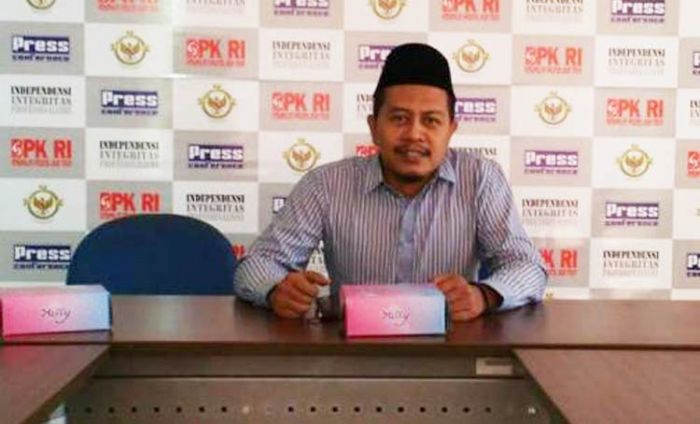 KPU Lamongan Larang Bawa Suporter Lebih 30 Persen saat Pendaftaran Cabup KPU Lamongan Larang Bawa Suporter Lebih 30 Persen saat Pendaftaran Cabup