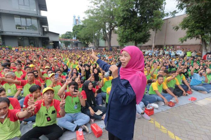 Di Sidoarjo, Khofifah Ajak Sukseskan Pilkada Serentak 2024 dengan Damai dan Senang Di Sidoarjo, Khofifah Ajak Sukseskan Pilkada Serentak 2024 dengan Damai dan Senang