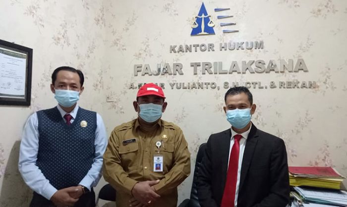 Permohonan Penangguhan Ditolak, Pengacara Akan Ajukan Tahanan Kota untuk Camat Duduksampeyan Permohonan Penangguhan Ditolak, Pengacara Akan Ajukan Tahanan Kota untuk Camat Duduksampeyan