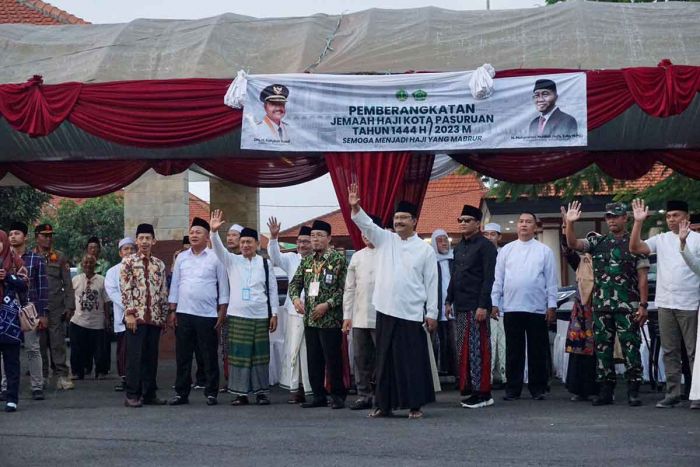 Berangkatkan JCH Kloter 66, Gus Ipul Titip Doa untuk Kemajuan Kota Pasuruan Berangkatkan JCH Kloter 66, Gus Ipul Titip Doa untuk Kemajuan Kota Pasuruan