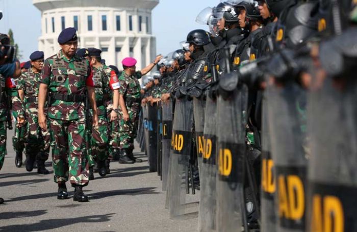 Pangkoarmada II Pimpin Apel Gelar Kelengkapan Latpam Pemilu Tahun 2019 Serentak Pangkoarmada II Pimpin Apel Gelar Kelengkapan Latpam Pemilu Tahun 2019 Serentak
