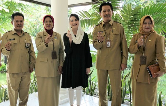 Ajak Arumi, BKKBN Siap Sukseskan Program Bangga Kencana di Jatim Ajak Arumi, BKKBN Siap Sukseskan Program Bangga Kencana di Jatim
