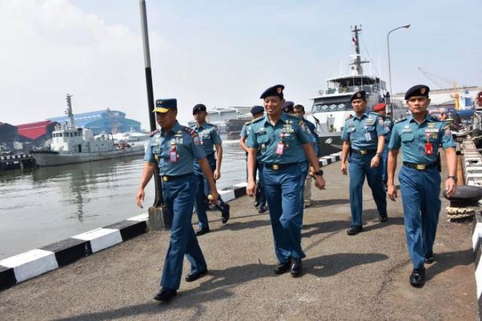 Pangkoarmada II On Board di KAL Bawean, Waspam Kunker RI-1