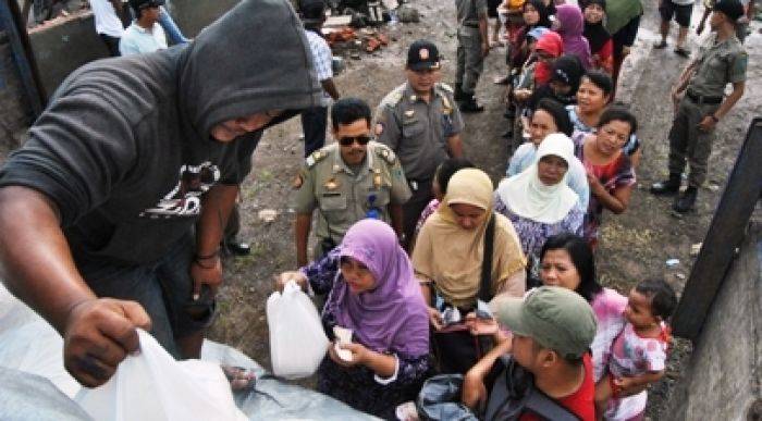 Harga Beras Masih Mahal di Sidoarjo, Bulog Teruskan Operasi Pasar Harga Beras Masih Mahal di Sidoarjo, Bulog Teruskan Operasi Pasar
