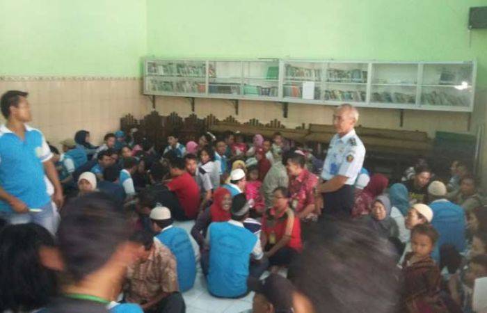 Serentak, 458 Warga Binaan Lapas IIB Jombang Dijenguk Keluarga, Raih Rekor Muri Serentak, 458 Warga Binaan Lapas IIB Jombang Dijenguk Keluarga, Raih Rekor Muri