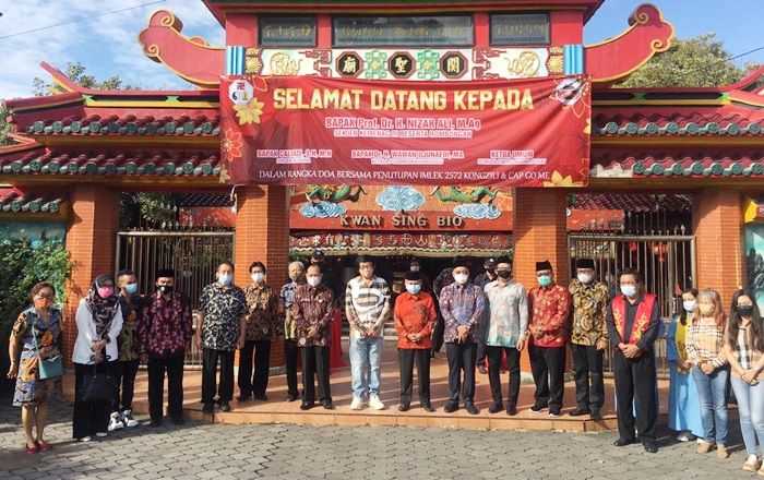 Datang ke Kelenteng Tuban, Ini Pesan Sekjen Kemenag kepada Pengurus Datang ke Kelenteng Tuban, Ini Pesan Sekjen Kemenag kepada Pengurus