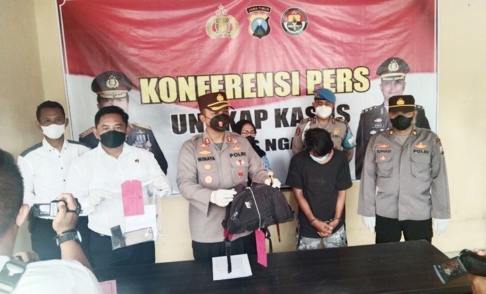 Sebabkan Satu Santri Tewas, Anak Punk Pelaku Perampasan Tas di Ngawi Berhasil Diamankan Sebabkan Satu Santri Tewas, Anak Punk Pelaku Perampasan Tas di Ngawi Berhasil Diamankan