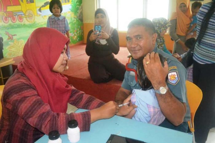Rumah Pintar Koarmatim Adakan Penyuluhan dan Imunisasi Difteri