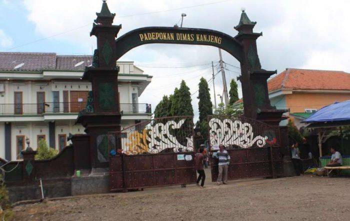 Bakorpakem Probolinggo Rencanakan Penutupan Padepokan Dimas Kanjeng Bakorpakem Probolinggo Rencanakan Penutupan Padepokan Dimas Kanjeng