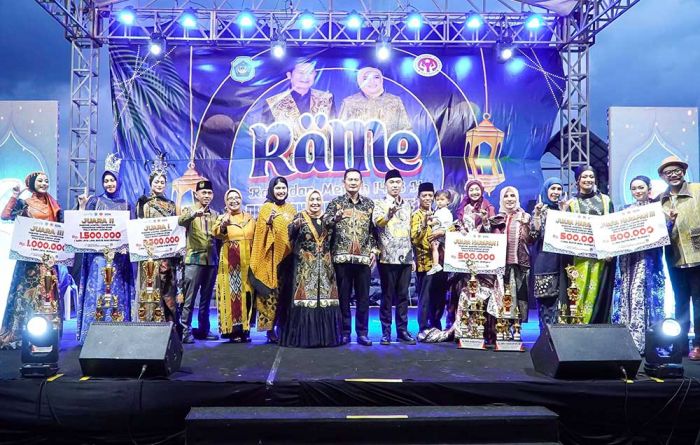 Festival Ramadhan Meriah: Suguhkan Bazar UMKM hingga Kompetisi Fashion Wastra Lamongan Festival Ramadhan Meriah: Suguhkan Bazar UMKM hingga Kompetisi Fashion Wastra Lamongan