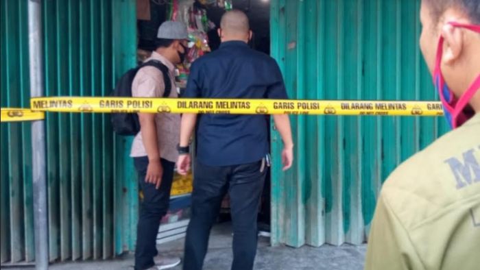 Pemilik Toko Ditemukan Tewas Bersimbah Darah, Diduga Korban Perampokan Pemilik Toko Ditemukan Tewas Bersimbah Darah, Diduga Korban Perampokan