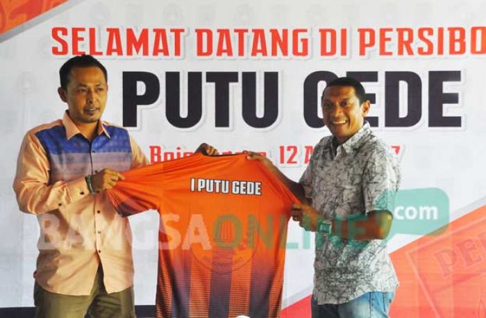 I Putu Gede Resmi Arsiteki Persibo, Siap Bawa Laskar Angling Darma Promosi ke Liga 2 I Putu Gede Resmi Arsiteki Persibo, Siap Bawa Laskar Angling Darma Promosi ke Liga 2