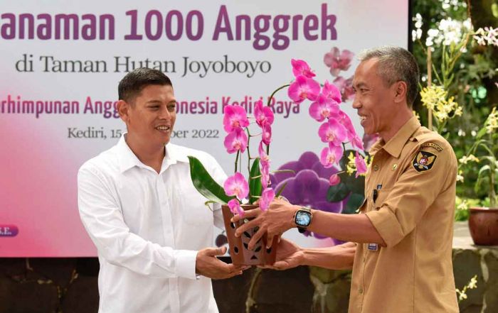 Wali Kota Kediri Ingin Konservasi Anggrek di Hutan Kota Joyoboyo Jadi Sarana Edukasi Wali Kota Kediri Ingin Konservasi Anggrek di Hutan Kota Joyoboyo Jadi Sarana Edukasi