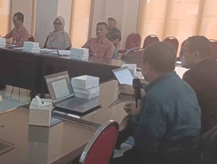 Komisi III DPRD Kabupaten Mojokerto Gelar Hearing dengan PT EAN Komisi III DPRD Kabupaten Mojokerto Gelar Hearing dengan PT EAN