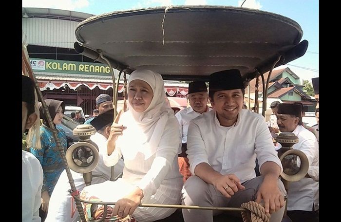 Diarak Pakai Dokar Pendi, Khofifah Silaturrahim ke Ponpes Nurul Kholil Bangkalan Diarak Pakai Dokar Pendi, Khofifah Silaturrahim ke Ponpes Nurul Kholil Bangkalan