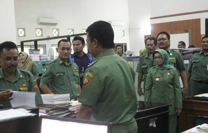 Hari Pertama Kerja, Bupati Jombang Sidak Kantor DPPKAD Hari Pertama Kerja, Bupati Jombang Sidak Kantor DPPKAD