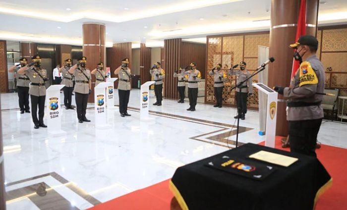 Kapolda Jatim Pimpin Serah Terima Jabatan Kapolres, Ini Daftar 5 Kapolres yang Dimutasi Kapolda Jatim Pimpin Serah Terima Jabatan Kapolres, Ini Daftar 5 Kapolres yang Dimutasi
