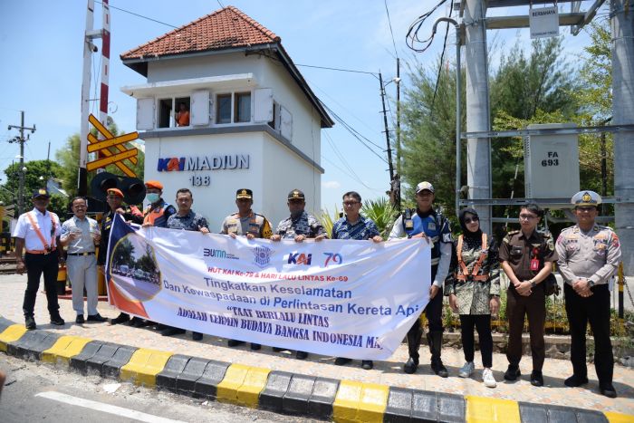Tindak Pelanggar Perlintasan KA, Polres Madiun Kota dan PT KAI Adakan Rakor Sosialisasi