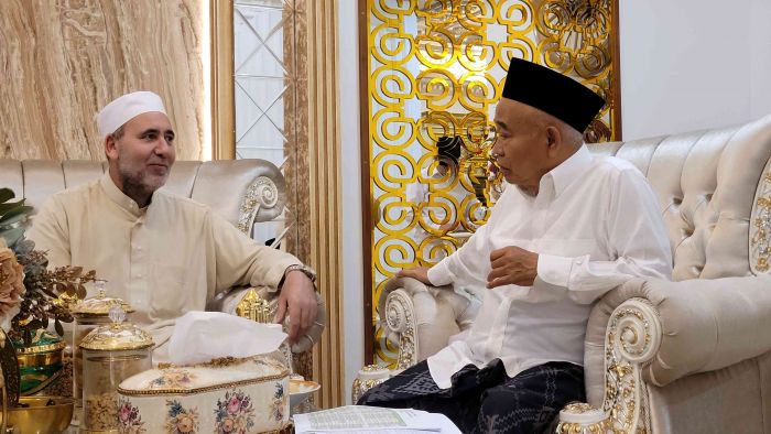 Kiai Asep Apresiasi Prestasi Pendidikan Jatim, Sayangkan Menag Pangkas BOSNAS untuk Madrasah Aliyah Kiai Asep Apresiasi Prestasi Pendidikan Jatim, Sayangkan Menag Pangkas BOSNAS untuk Madrasah Aliyah