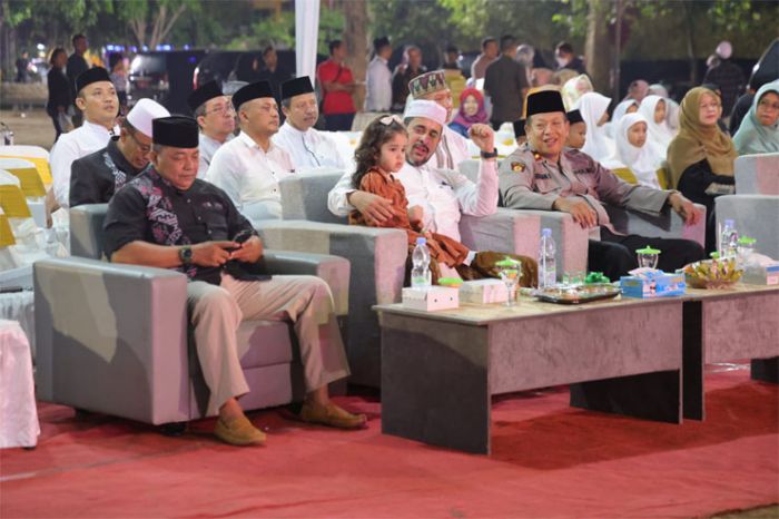 Gelar Pameran Pondok Pesantren, Wali Kota Probolinggo: Ponpes Jadi Ujung Tombak Wisata Religi Gelar Pameran Pondok Pesantren, Wali Kota Probolinggo: Ponpes Jadi Ujung Tombak Wisata Religi