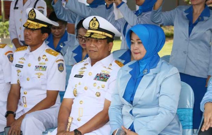 Pangarmatim Hadiri Acara Puncak Hardikal ke-71 Pangarmatim Hadiri Acara Puncak Hardikal ke-71