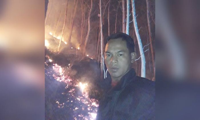 Tiga Titik Kawasan Gunung Tembok Kebakaran, Warga Panik Tiga Titik Kawasan Gunung Tembok Kebakaran, Warga Panik