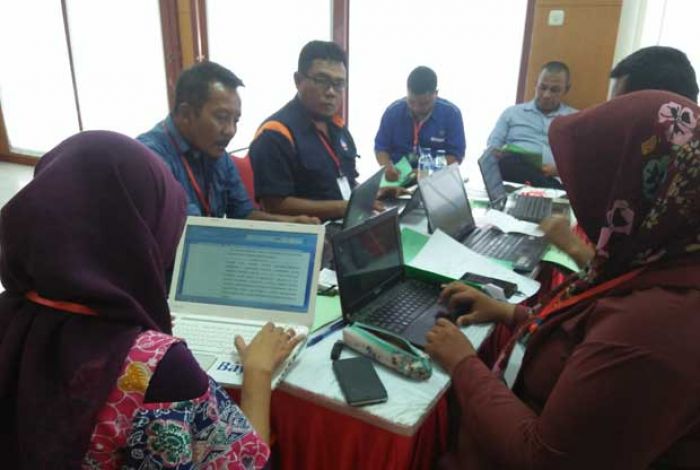 Puluhan Wartawan Ikuti Uji Kompetensi di Blitar Puluhan Wartawan Ikuti Uji Kompetensi di Blitar
