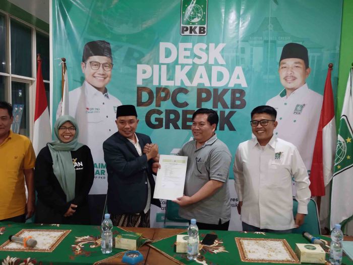 Terus Bergerak, Triputro Utomo Giliran Daftar Bacawabup di PKB Gresik Terus Bergerak, Triputro Utomo Giliran Daftar Bacawabup di PKB Gresik