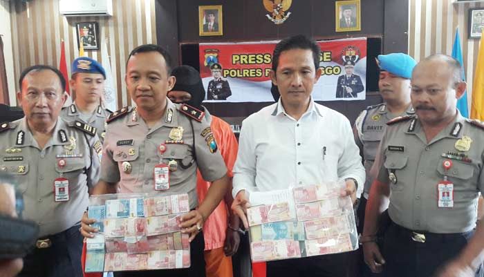Ditetapkan Sebagai Tersangka Pemotongan DD, 2 PNS Catut Nama Camat Gading Ditetapkan Sebagai Tersangka Pemotongan DD, 2 PNS Catut Nama Camat Gading