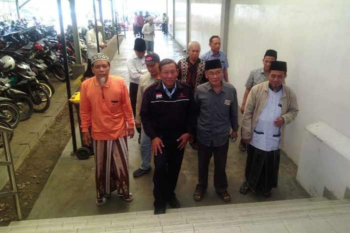 Uji Coba Alat Pengurang Bau, PT. Jebe Koko Undang Tomas Manyar Uji Coba Alat Pengurang Bau, PT. Jebe Koko Undang Tomas Manyar
