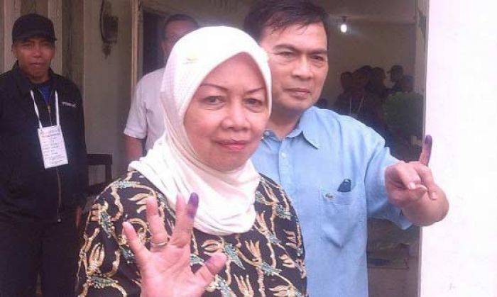 Tinggal Tunggu Tiga Hari, Harmas Dipastikan Menjadi Bupati dan Wakil Bupati Kediri Terpilih Tinggal Tunggu Tiga Hari, Harmas Dipastikan Menjadi Bupati dan Wakil Bupati Kediri Terpilih